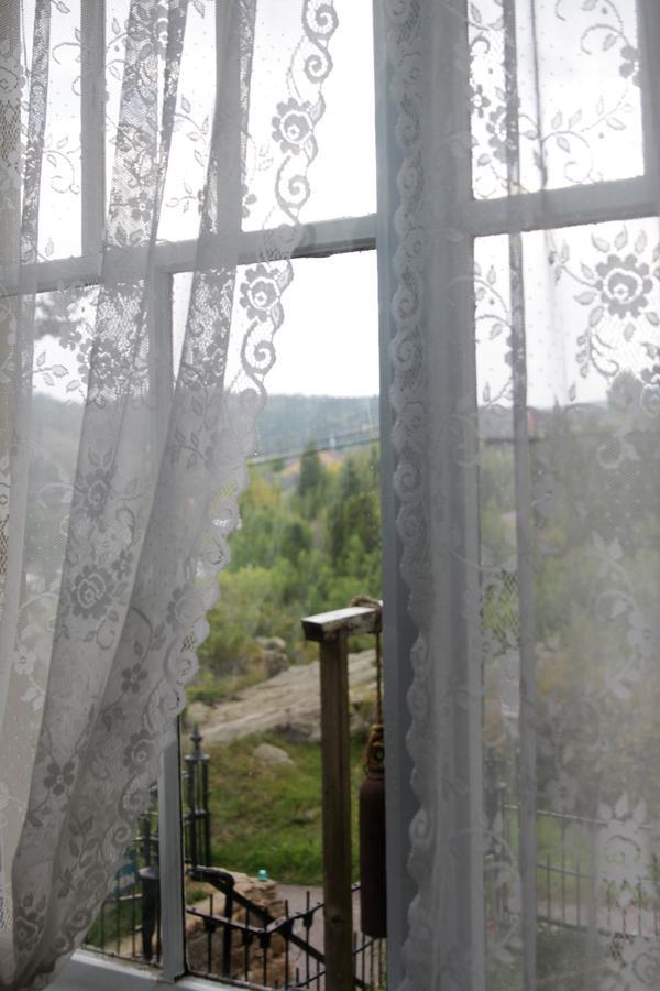 Skye Cottage Bed & Breakfast Central City Eksteriør bilde